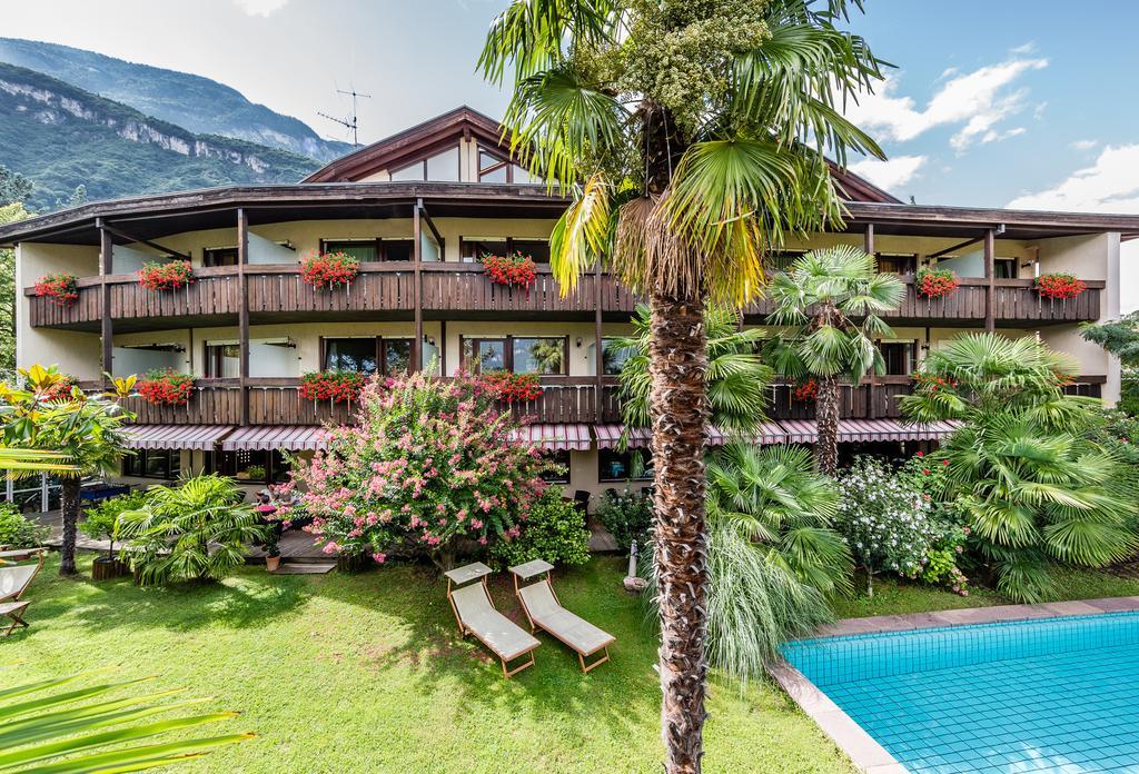 Hotel Arndt Tramin an der Weinstraße Exteriör bild